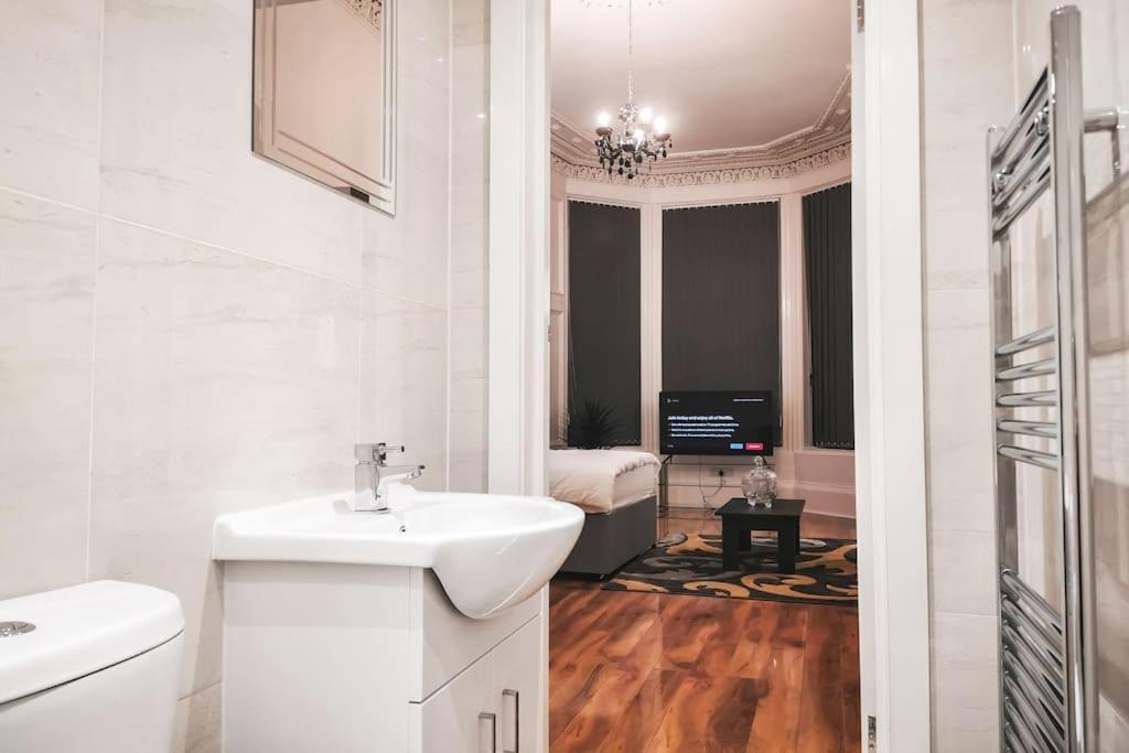 S.H Apartments Glasgow Dış mekan fotoğraf