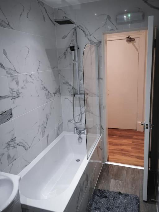 S.H Apartments Glasgow Dış mekan fotoğraf